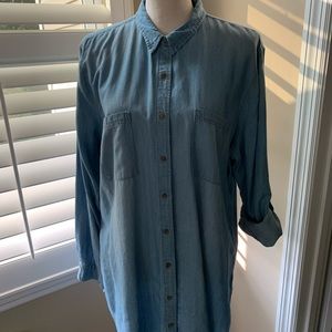Sz XL long denim button down shirt.